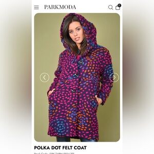 Park moda wool coat. size large?